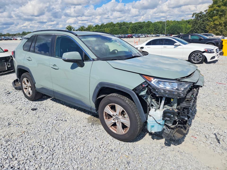 Продаж на аукціоні авто 2021 Toyota Rav4, vin: JTMW1RFV6MD063651, номер лоту: 68480896