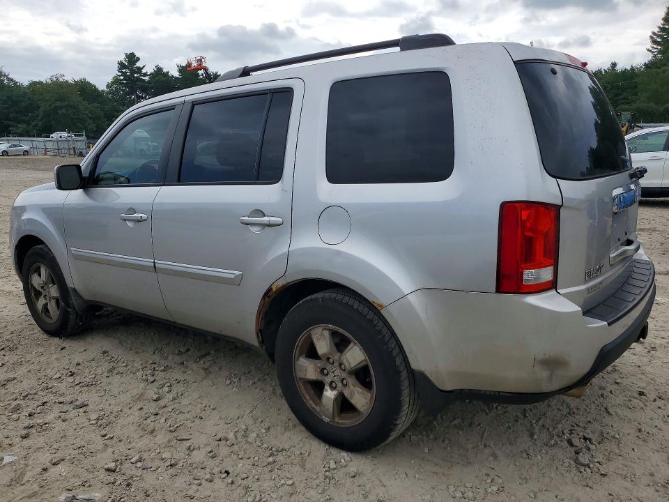 69703936 :رقم المزاد ، 5FNYF4H69BB026215 vin ، 2011 Honda Pilot مزاد بيع