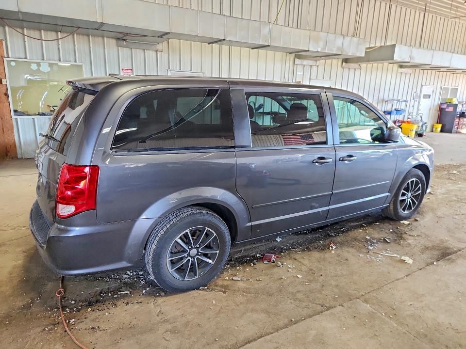 70799966 :رقم المزاد ، 2C4RDGBG6HR856872 vin ، 2017 Dodge Grand Caravan مزاد بيع