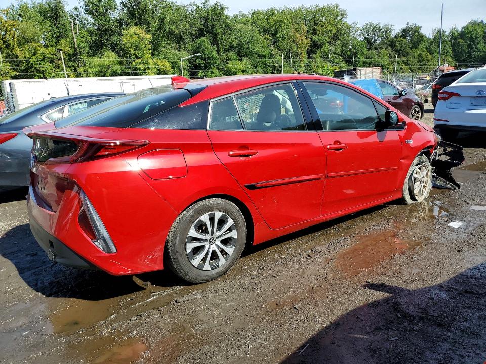70289756 :رقم المزاد ، JTDKARFP1L3156307 vin ، 2020 Toyota Prius Prime مزاد بيع