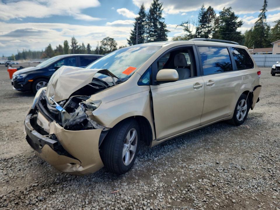 Продажа на аукционе авто 2011 Toyota Sienna, vin: 5TDKK3DC7BS088098, номер лота: 69697576