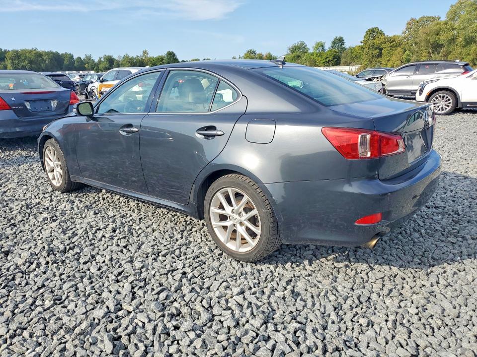 69009496 :رقم المزاد ، JTHCF5C26B5047916 vin ، 2011 Lexus Is مزاد بيع