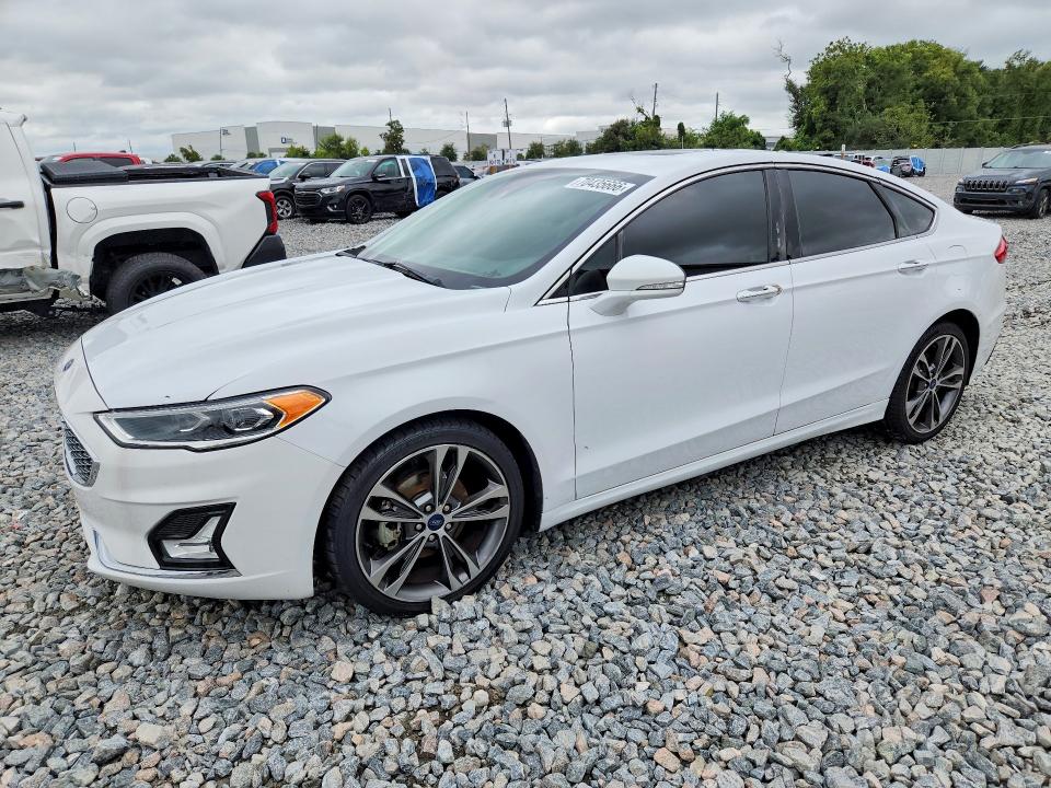 70435666 :رقم المزاد ، 3FA6P0K97LR154586 vin ، 2020 Ford Fusion مزاد بيع