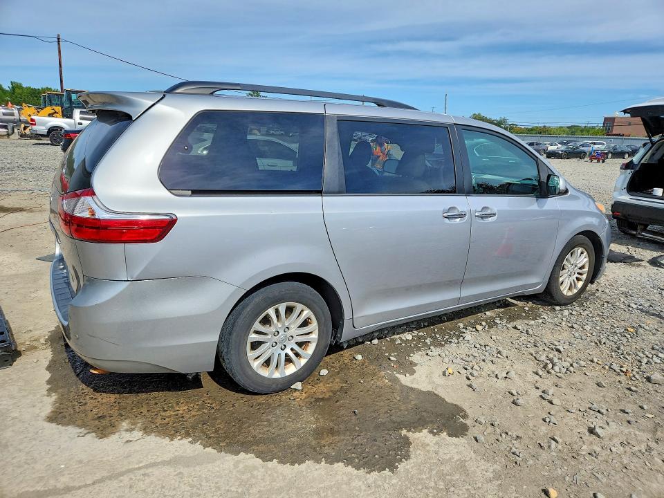 Продаж на аукціоні авто 2015 Toyota Sienna, vin: 5TDYK3DC3FS563844, номер лоту: 68236706