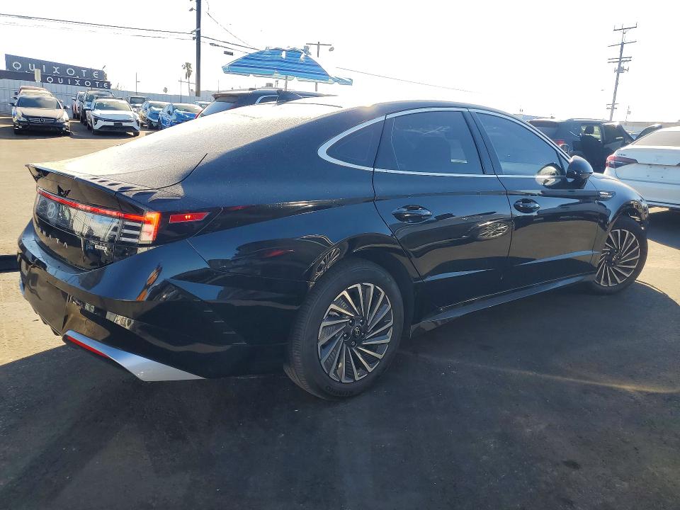 Продаж на аукціоні авто 2025 Hyundai Sonata Hybrid, vin: KMHL34JJ1SA120739, номер лоту: 66573096