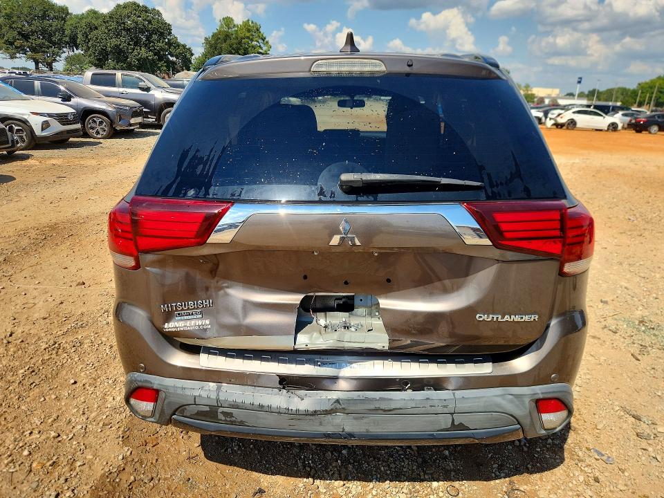 68180076 :رقم المزاد ، JA4AD3A33JZ019572 vin ، 2018 Mitsubishi Outlander مزاد بيع