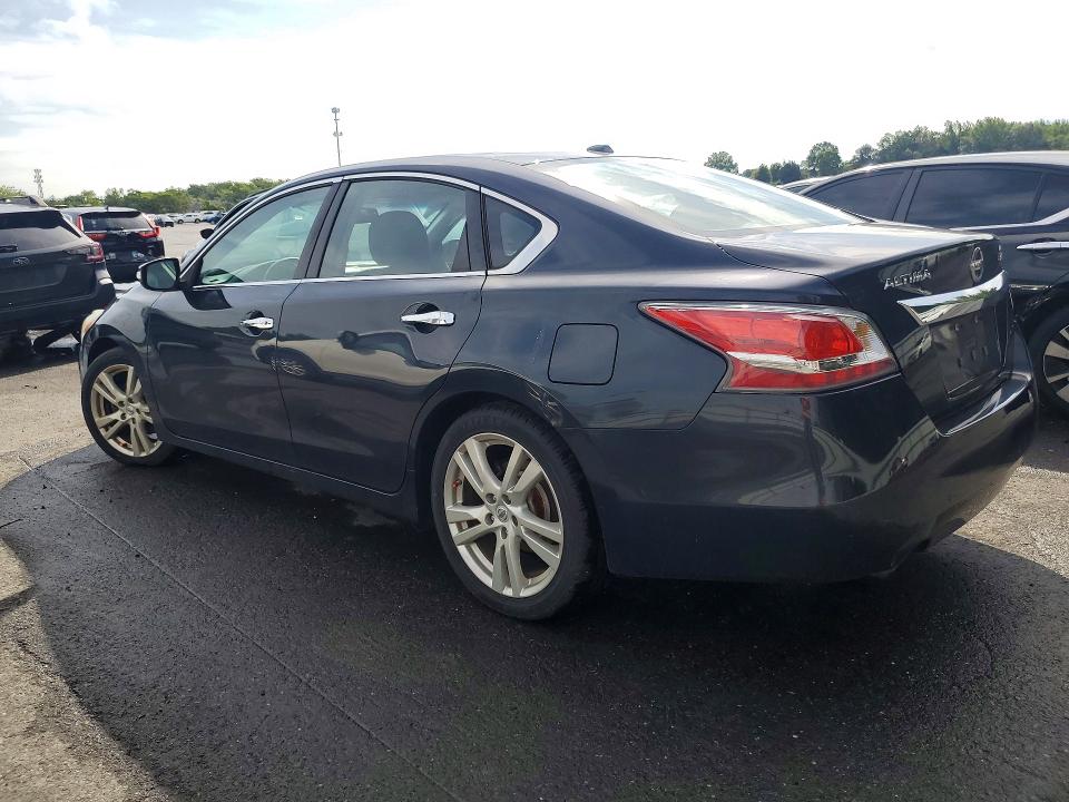 67704266 :رقم المزاد ، 1N4BL3AP8EC102803 vin ، 2014 Nissan Altima مزاد بيع