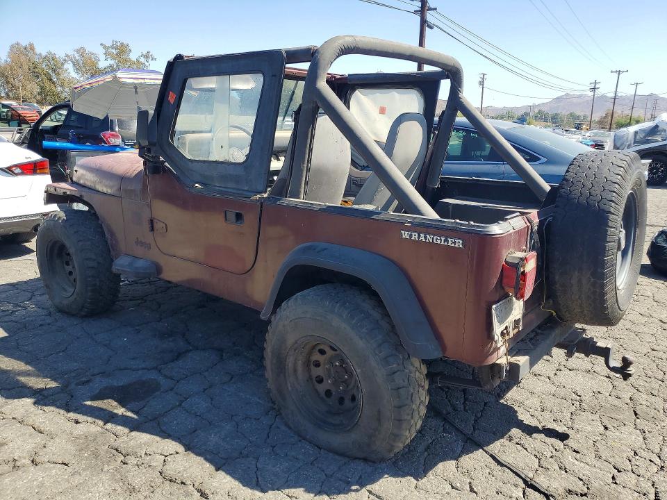 69813726 :رقم المزاد ، 2BCHV81J2JB516131 vin ، 1988 Jeep Wrangler مزاد بيع