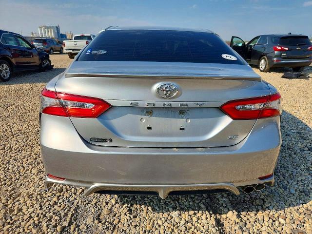 67539566 :رقم المزاد ، JTNB11HK0J3011545 vin ، 2018 Toyota Camry مزاد بيع