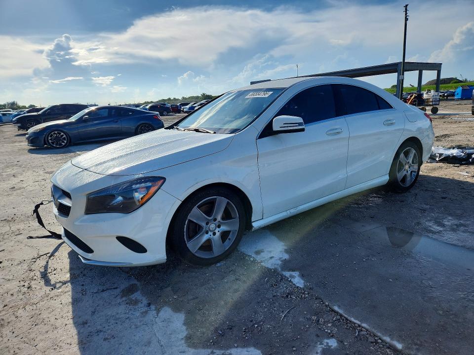 66584796 :رقم المزاد ، WDDSJ4EB6HN429283 vin ، 2017 Mercedes-benz Cla مزاد بيع