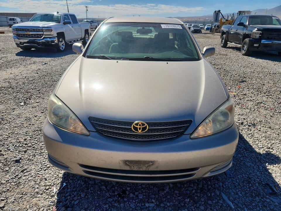 2003 Toyota Camry მანქანა იყიდება აუქციონზე, vin: 4T1BE30K73U225246, აუქციონის ნომერი: 70728076