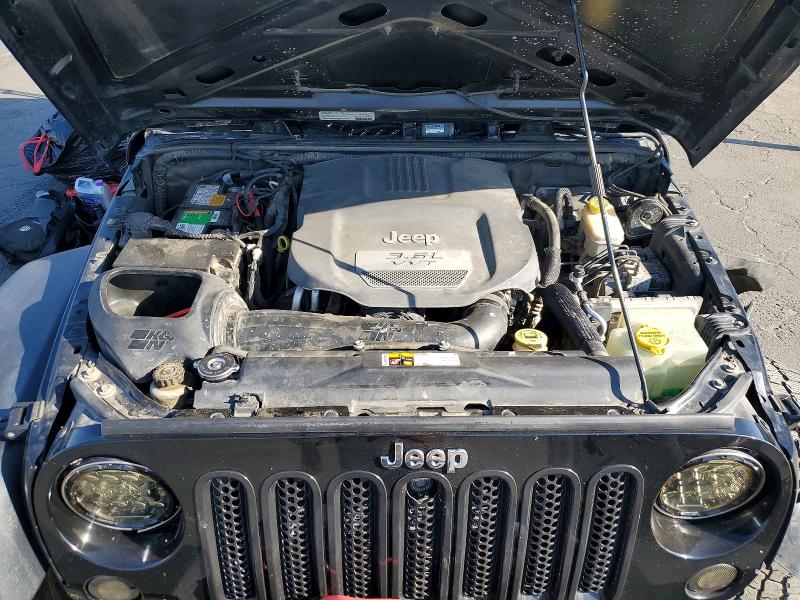 2013 Jeep Wrangler Unlimited მანქანა იყიდება აუქციონზე, vin: 1C4BJWDG5DL702819, აუქციონის ნომერი: 67820296