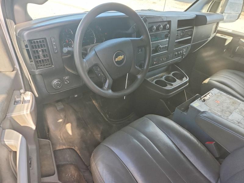 69492986 :رقم المزاد ، 1GCWGAFP7L1258949 vin ، 2020 Chevrolet Express G2500 مزاد بيع