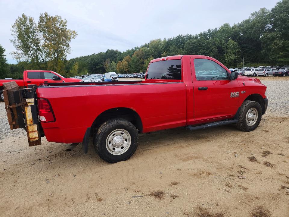 70366326 :رقم المزاد ، 3C6LR4AT4JG282229 vin ، 2018 Ram 2500 مزاد بيع