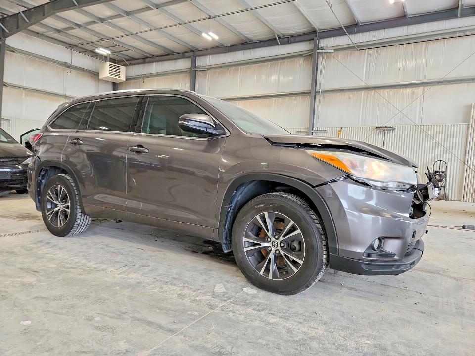 Продаж на аукціоні авто 2016 Toyota Highlander, vin: 5TDJKRFH0GS238700, номер лоту: 69482956
