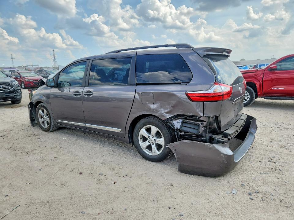 Aukcja sprzedaży 2016 Toyota Sienna, vin: 5TDKK3DC8GS710070, numer aukcji: 70017976