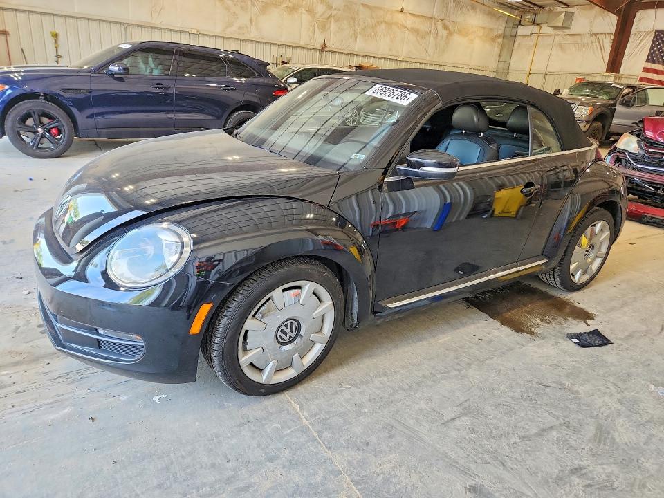 2013 Volkswagen Beetle მანქანა იყიდება აუქციონზე, vin: 3VW5P7AT6DM811885, აუქციონის ნომერი: 66926786