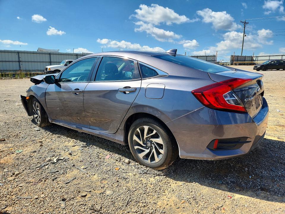 68694196 :رقم المزاد ، 2HGFC2F72JH508521 vin ، 2018 Honda Civic مزاد بيع
