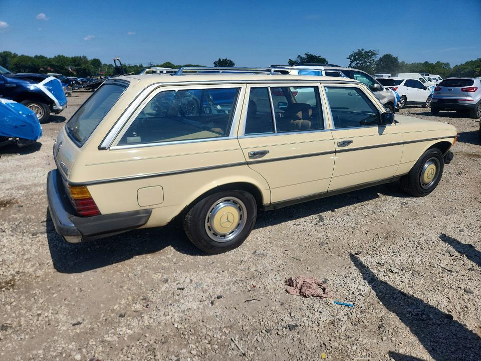 68338776 :رقم المزاد ، WDBAB93C9FF031146 vin ، 1985 Mercedes-benz 300 مزاد بيع