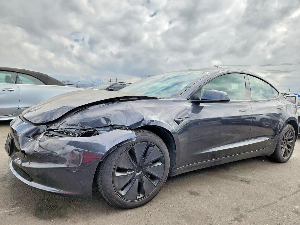 2025 Tesla Model 3 მანქანა იყიდება აუქციონზე, vin: 5YJ3E1EA1SF050349, აუქციონის ნომერი: 69746326