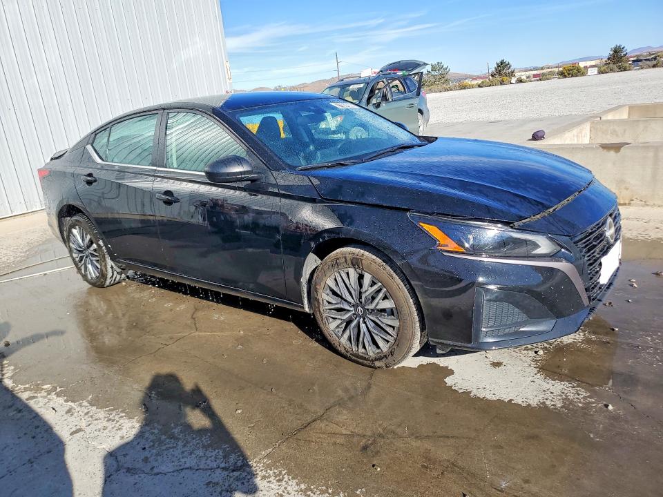 71004086 :رقم المزاد ، 1N4BL4DW8TN317110 vin ، 2026 Nissan Altima مزاد بيع