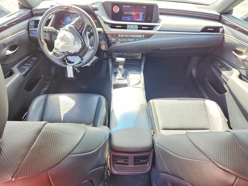 69025936 :رقم المزاد ، 58ADZ1B14LU081198 vin ، 2020 Lexus Es مزاد بيع