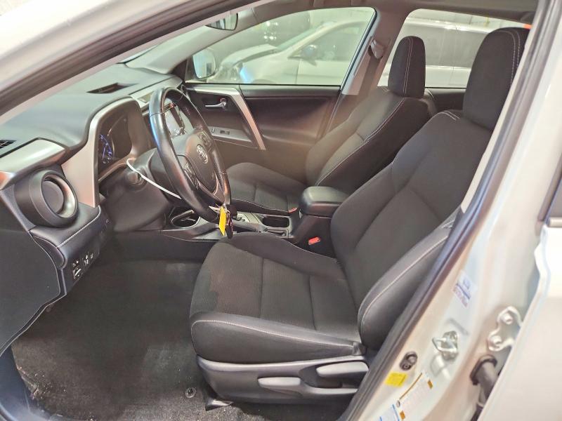 Продаж на аукціоні авто 2018 Toyota Rav4, vin: JTMRFREV8JJ735934, номер лоту: 70423256