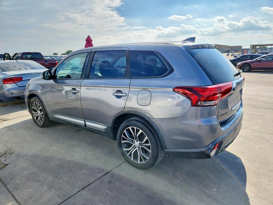 2018 Mitsubishi Outlander მანქანა იყიდება აუქციონზე, vin: JA4AD3A37JJ003941, აუქციონის ნომერი: 67353656