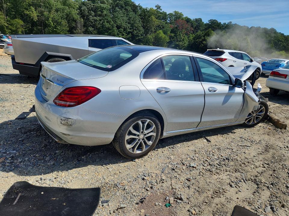 67989606 :رقم المزاد ، 55SWF4KB6GU177256 vin ، 2016 Mercedes-benz C مزاد بيع