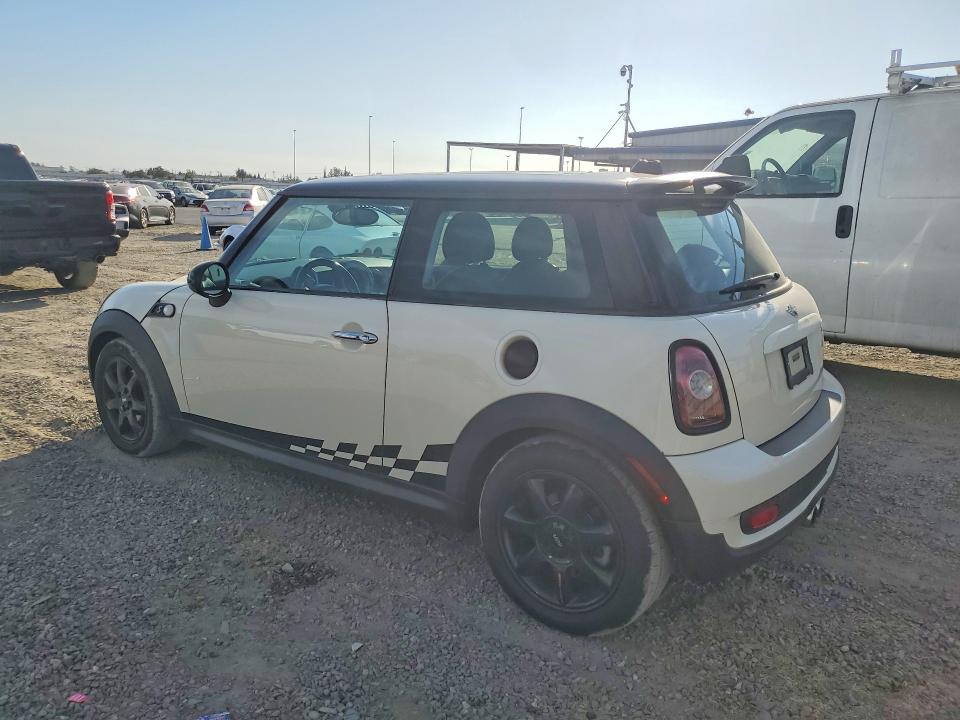Продажа на аукционе авто 2009 Mini Cooper, vin: WMWMF73509TW82631, номер лота: 69987616