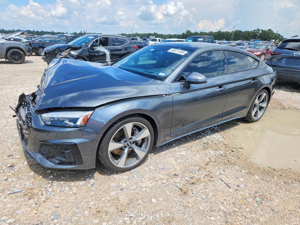 68071586 :رقم المزاد ، WAUEACF59MA002527 vin ، 2021 Audi A5 مزاد بيع