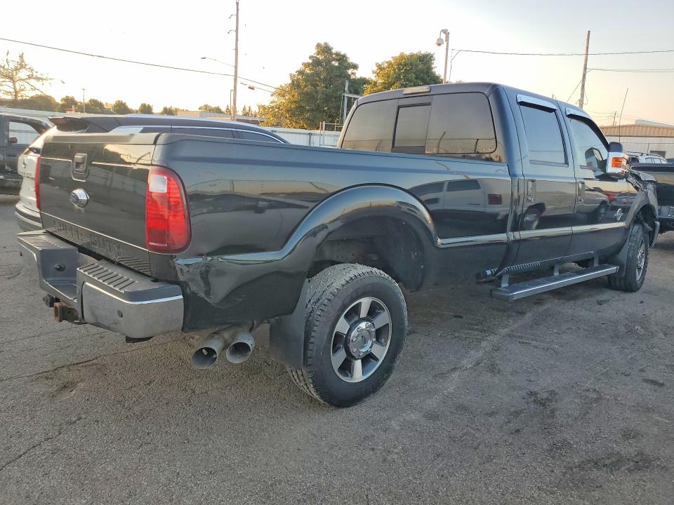 68371116 :رقم المزاد ، 1FT8W3BT4FED05250 vin ، 2015 Ford F350 مزاد بيع