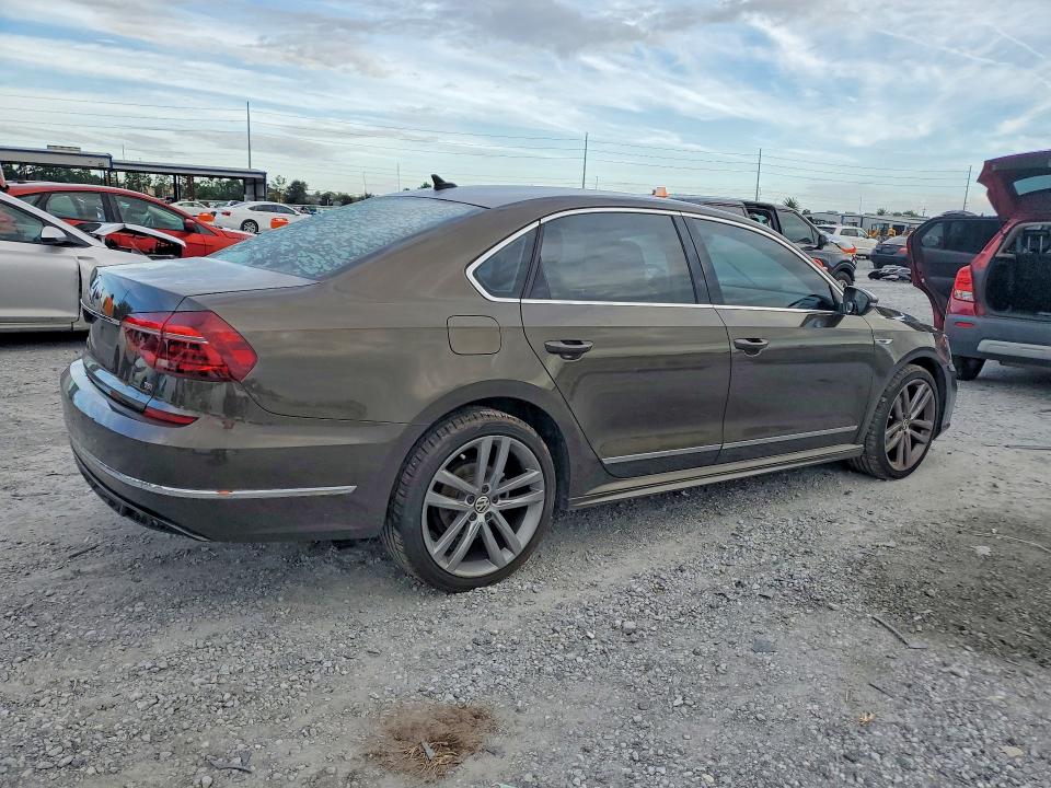 68874296 :رقم المزاد ، 1VWMA7A39KC005423 vin ، 2019 Volkswagen Passat مزاد بيع