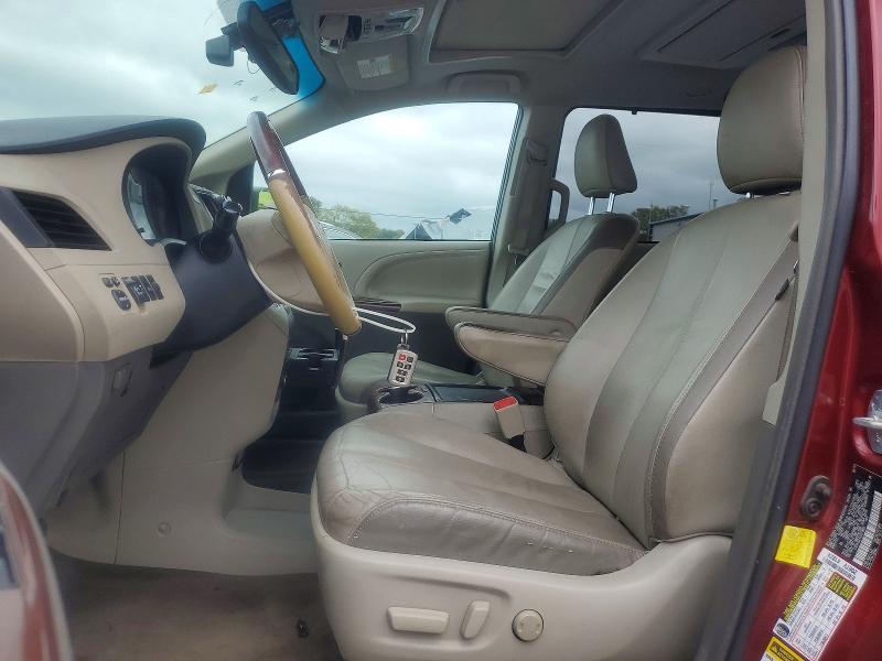 Aukcja sprzedaży 2012 Toyota Sienna, vin: 5TDYK3DC4CS270868, numer aukcji: 70130246