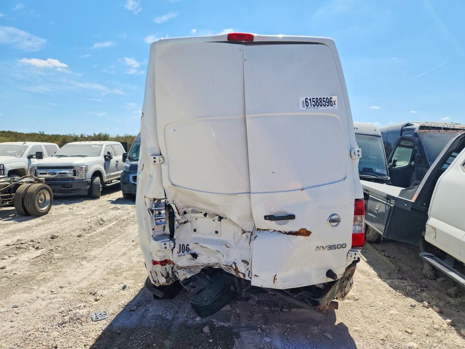 61588596 :رقم المزاد ، 1N6AF0LYXJN818602 vin ، 2018 Nissan Nv مزاد بيع