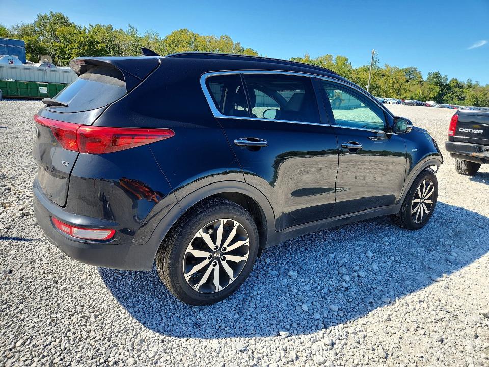 68617196 :رقم المزاد ، KNDPNCAC8J7349703 vin ، 2018 Kia Sportage مزاد بيع