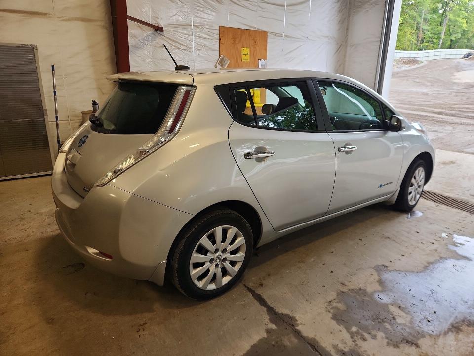 68971446 :رقم المزاد ، 1N4AZ0CP9FC301902 vin ، 2015 Nissan Leaf مزاد بيع