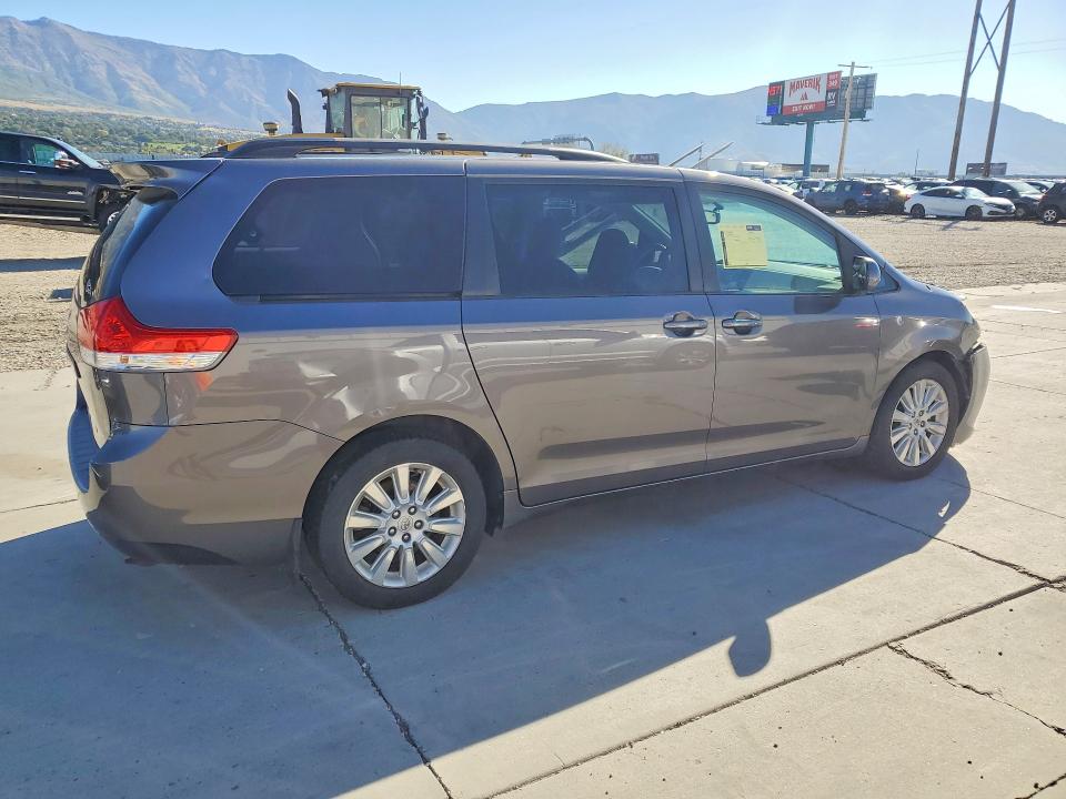 Продаж на аукціоні авто 2011 Toyota Sienna, vin: 5TDDK3DC3BS029235, номер лоту: 70301866