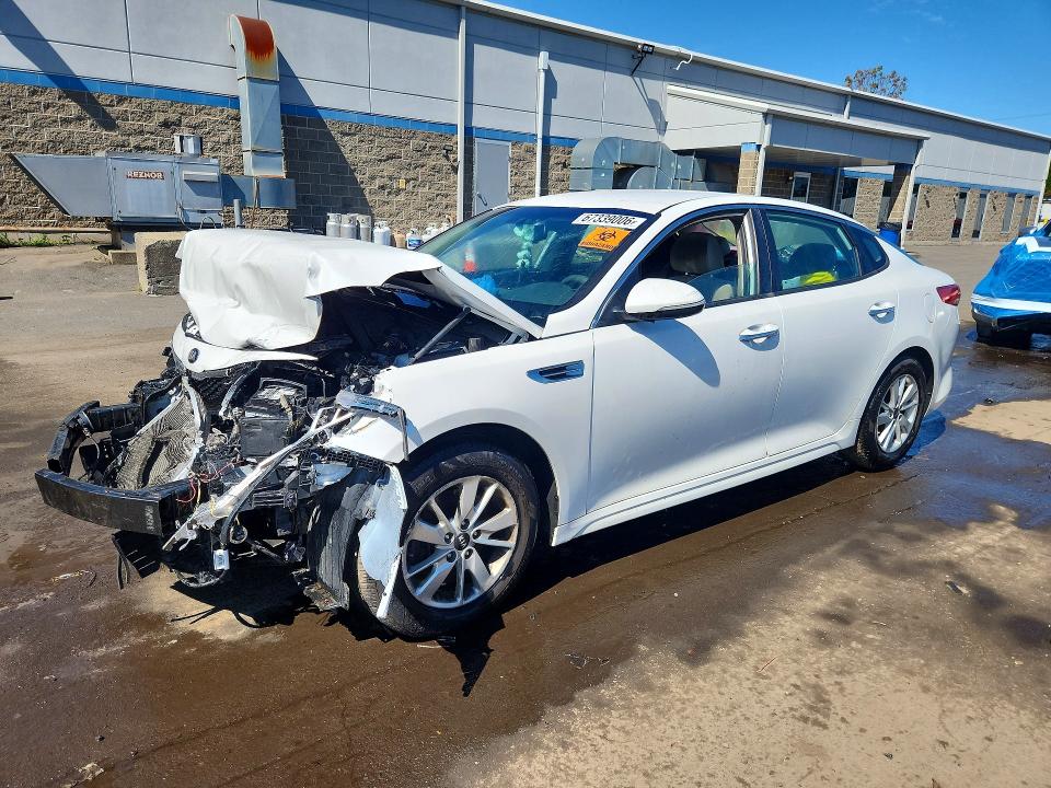 Auction sale of the 2016 Kia Optima, vin: 5XXGT4L3XGG063943, lot number: 67339006