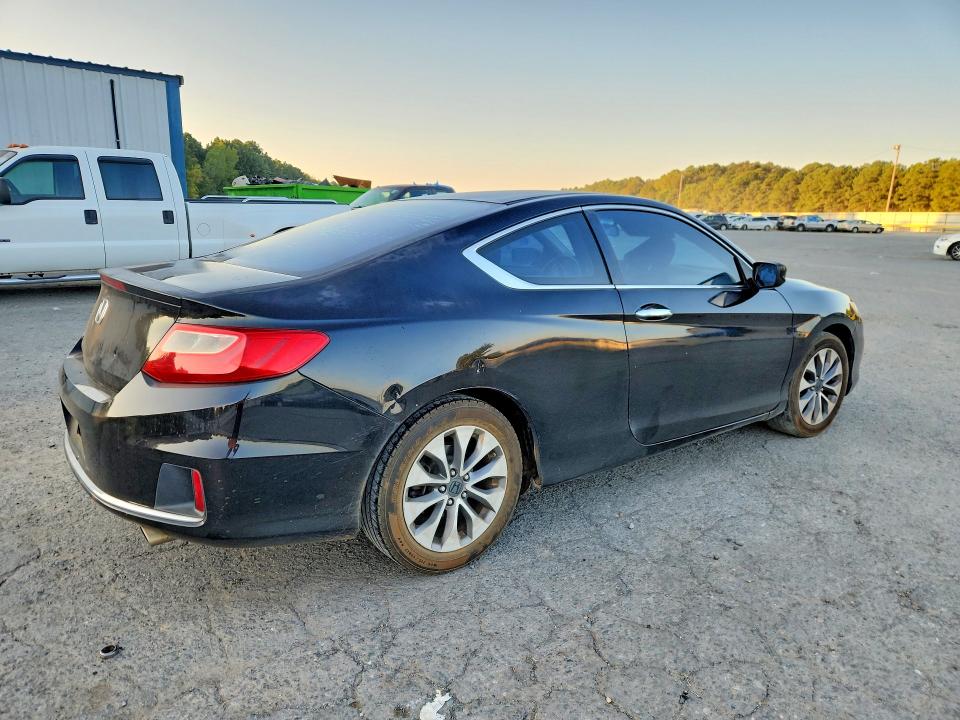 Продаж на аукціоні авто 2014 Honda Accord, vin: 1HGCT1B36EA011752, номер лоту: 69408836