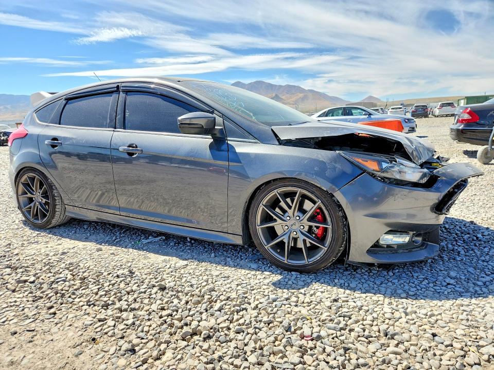 Продаж на аукціоні авто 2018 Ford Focus, vin: 1FADP3L9XJL312440, номер лоту: 68332206