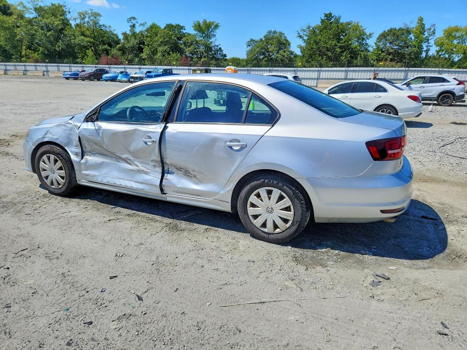 68428016 :رقم المزاد ، 3VW267AJ6GM242920 vin ، 2016 Volkswagen Jetta مزاد بيع