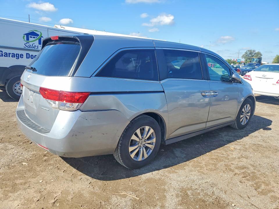 69161106 :رقم المزاد ، 5FNRL5H36HB022012 vin ، 2017 Honda Odyssey مزاد بيع