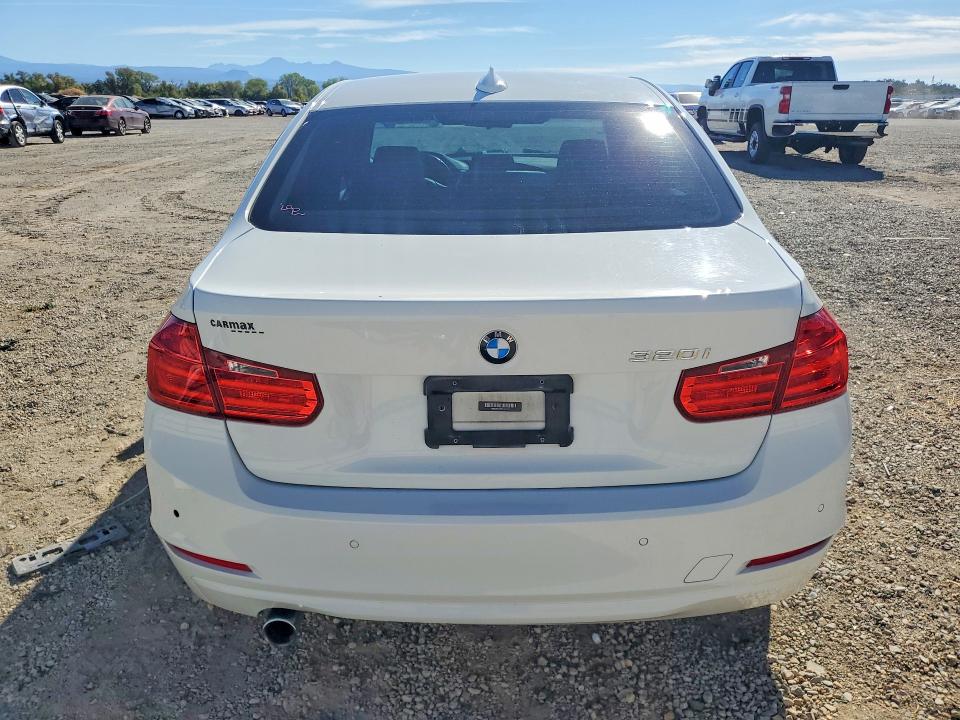 Aukcja sprzedaży 2015 Bmw 320, vin: WBA3B1C57FK141131, numer aukcji: 68275096