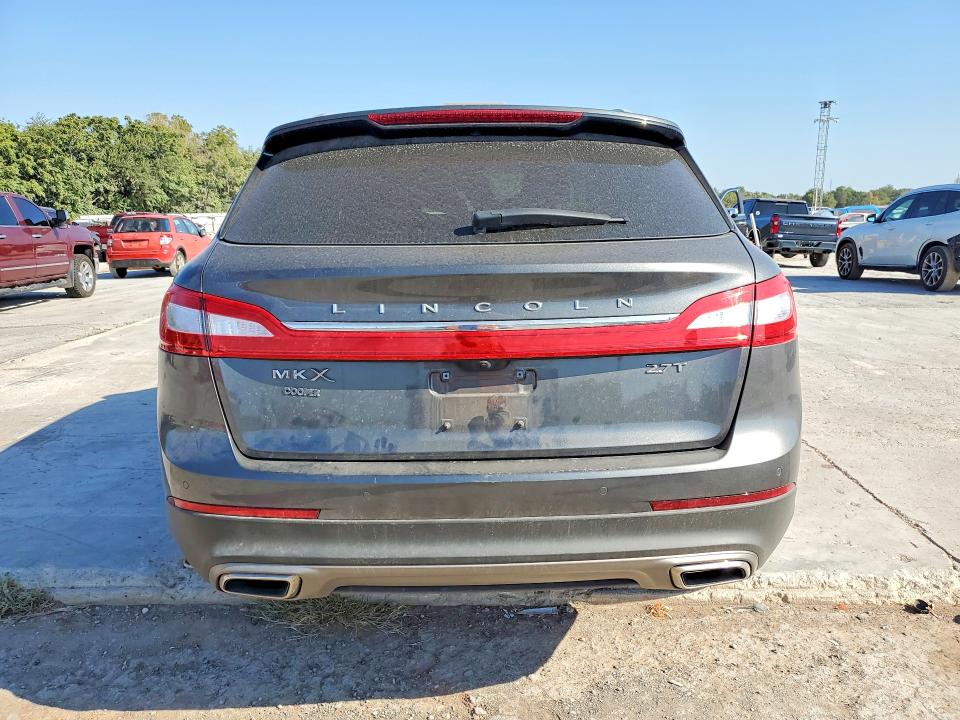67694976 :رقم المزاد ، 2LMPJ6LP5JBL42101 vin ، 2018 Lincoln Mkx مزاد بيع