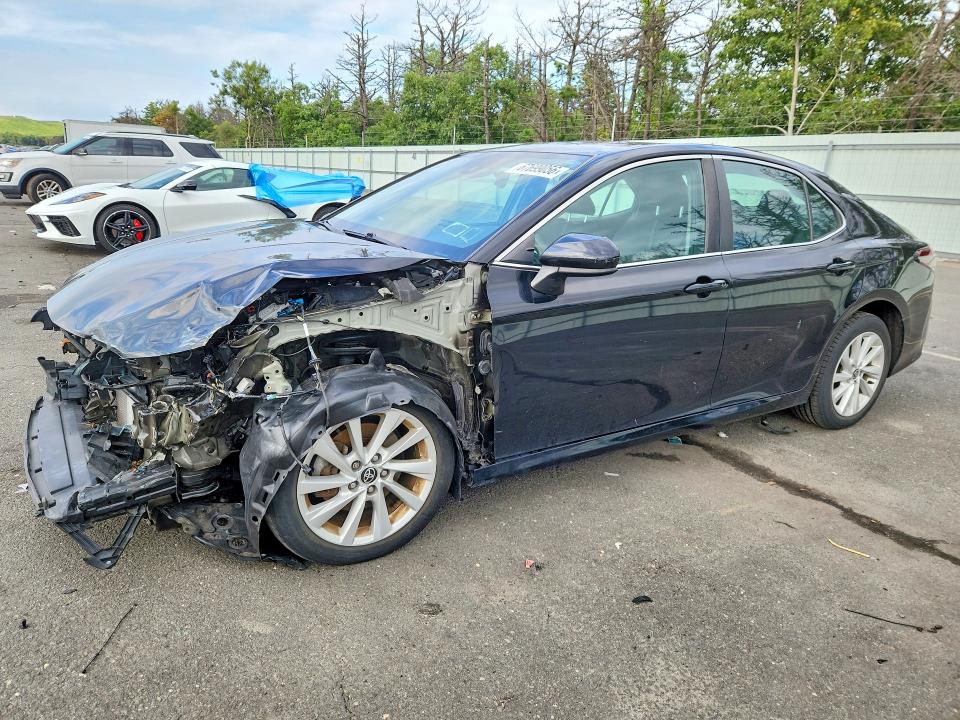 Auction sale of the 2021 Toyota Camry, vin: 4T1C11BK1MU020721, lot number: 67699056
