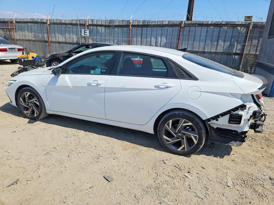 70819976 :رقم المزاد ، KMHLM4DG8SU045985 vin ، 2025 Hyundai Elantra مزاد بيع
