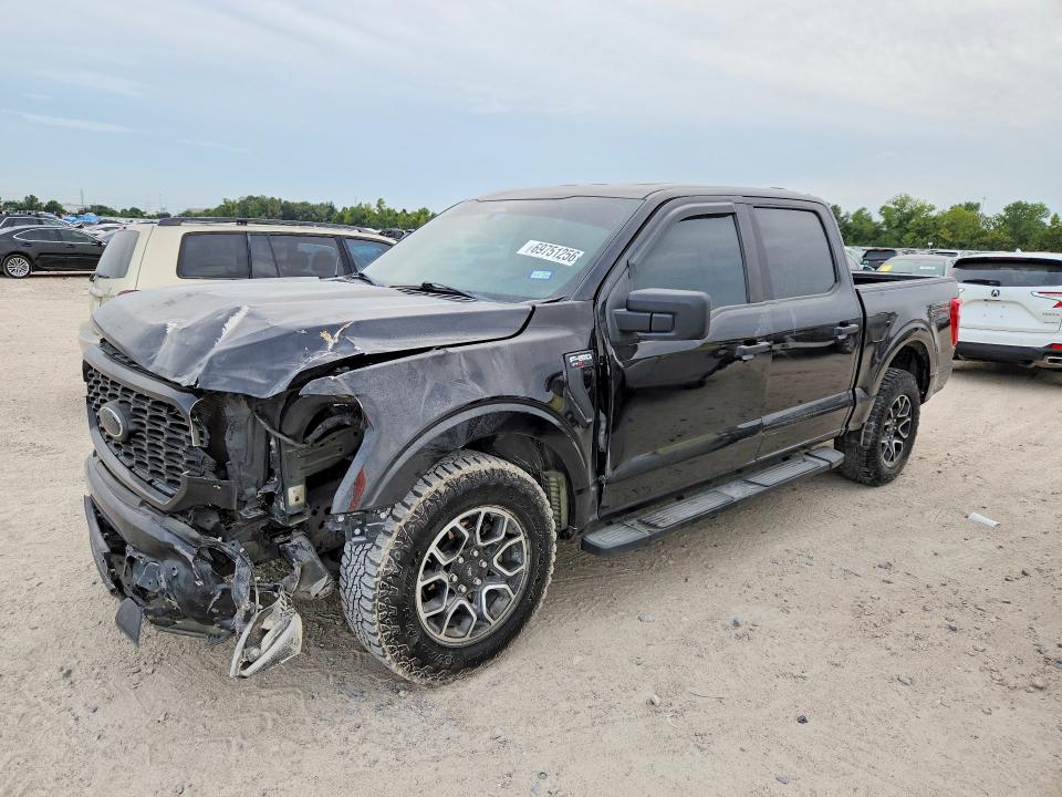 69751256 :رقم المزاد ، 1FTEW1C59NKF03040 vin ، 2022 Ford F150 مزاد بيع