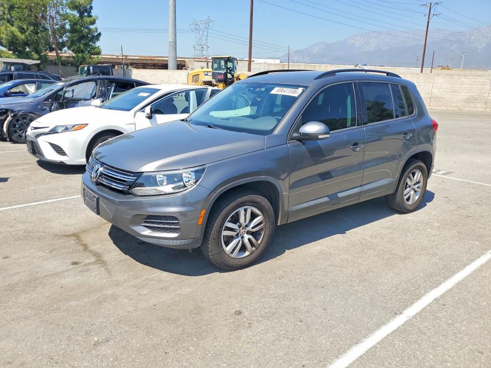 68641596 :رقم المزاد ، WVGAV7AX1GW538347 vin ، 2016 Volkswagen Tiguan مزاد بيع
