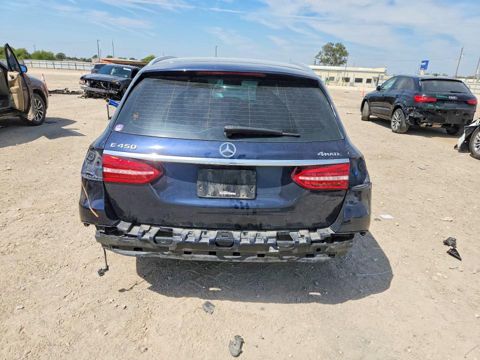 Продаж на аукціоні авто 2022 Mercedes-benz E, vin: W1KZH6AB6NB031001, номер лоту: 70149966